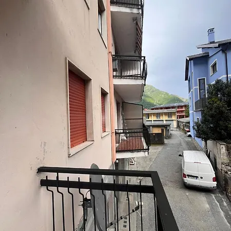 Lady's Apartment