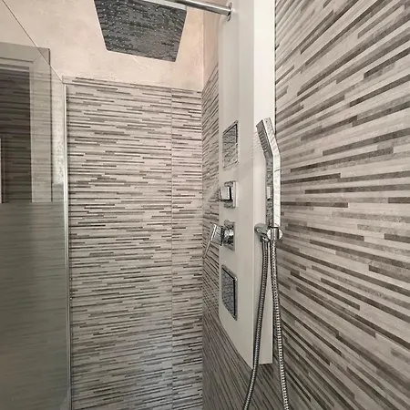 Lady's Apartment